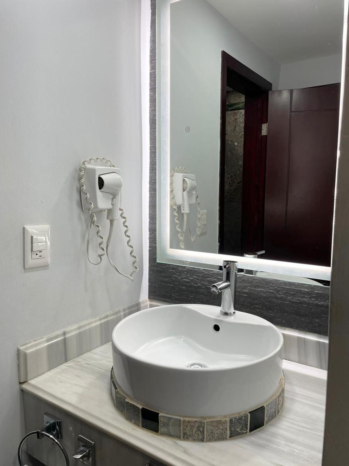 Landmark Suites By Balderrama Hotel Collection Los Mochis Exterior photo